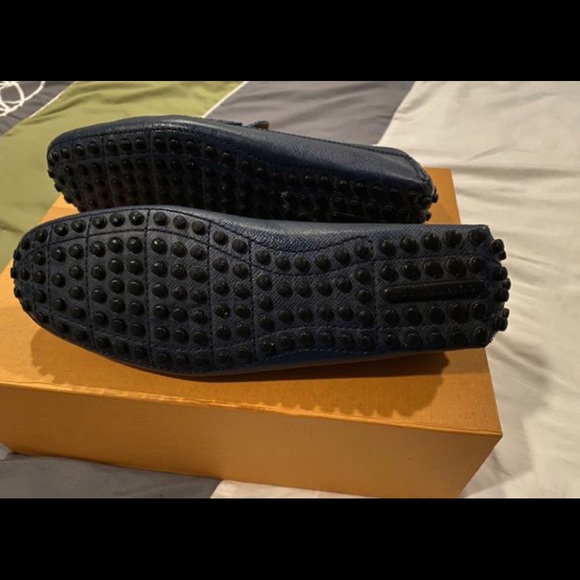 LOUIS VUITTON LOAFERS - Picture 3 of 4
